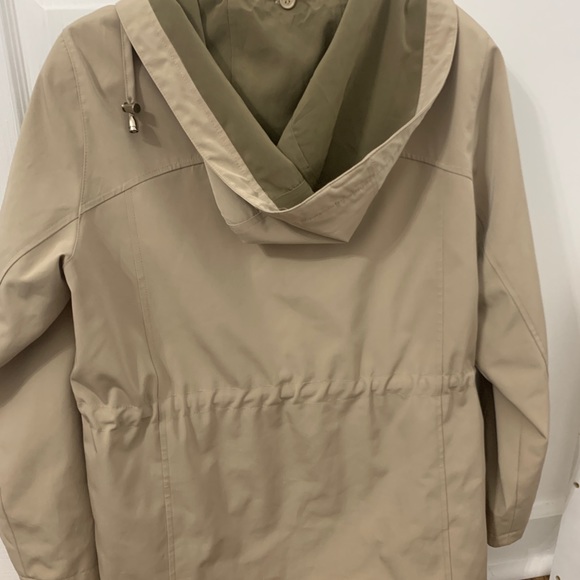 Jacket - Picture 2 of 4